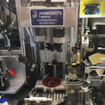 Automata szögrehúzó berendezés munkadarab ellenőrzéssel